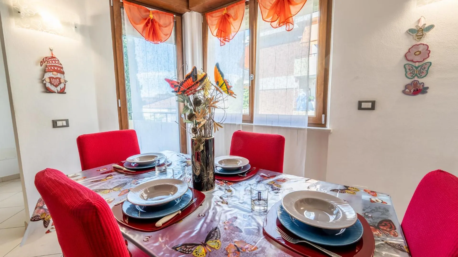 New Luxury 2Bdr Terrace, Views, Ac Appartement Marina Di Carrara