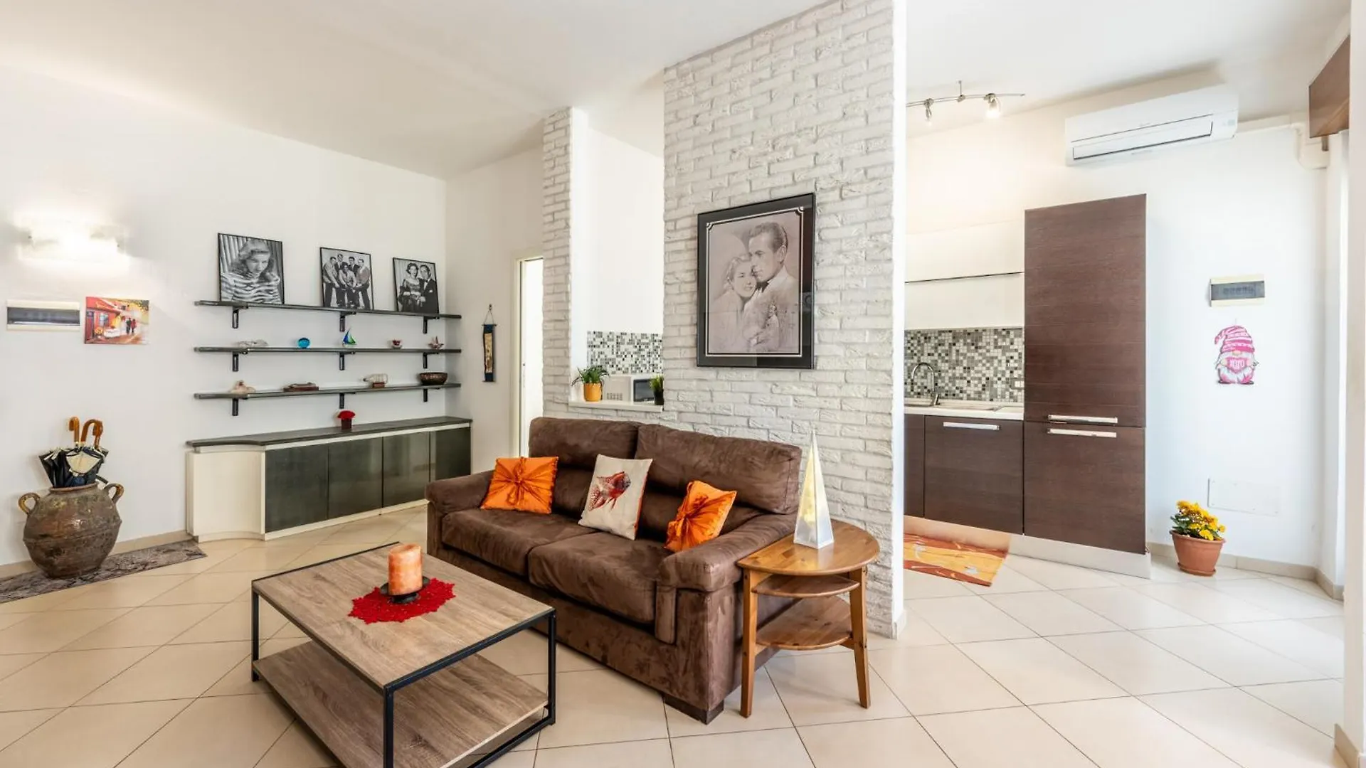 New Luxury 2Bdr Terrace, Views, Ac Appartement Marina Di Carrara